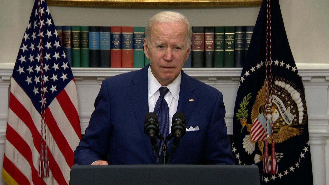 Fusillade dans une école du Texas : Joe Biden appelle à «affronter le lobby des armes», de nombreuses réactions
