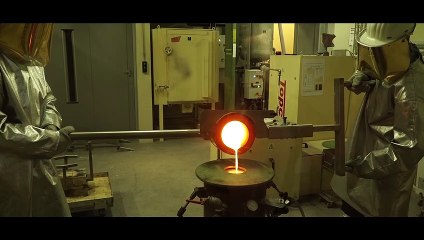 Fabrication des Swann d'Or dans les ateliers parisiens de la Monnaie de Paris