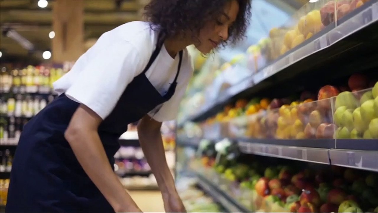 Κάρτα Εργασίας: Συμφωνεί η ΓΣΕΕ, θα έπρεπε λέει, να ξεκινήσει από την εστίαση