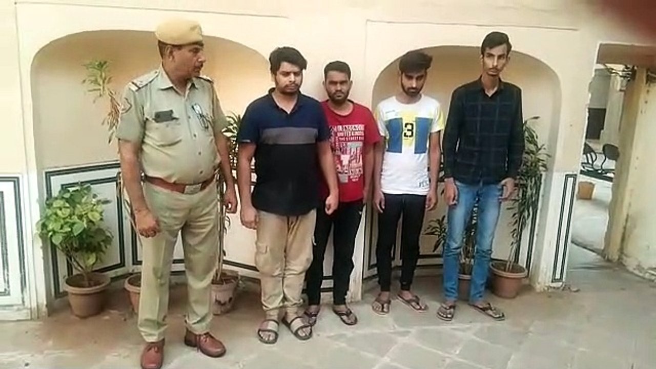 दुकान से चोरी का माल खरीदने, ठिकाने लगाने और चो...