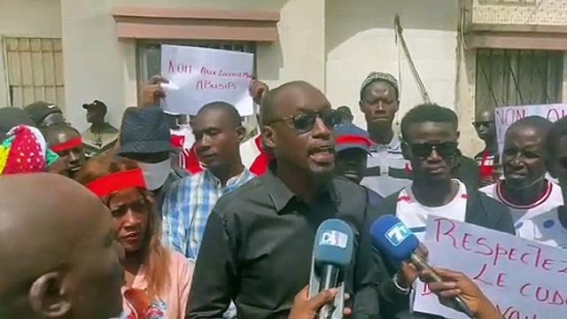 Sit-in à la Mairie de Ouakam / Pour licenciement abusif: Plus de 100 agents licenciés dénoncent l’abus d’autorité du maire, Abdou Aziz Guèye