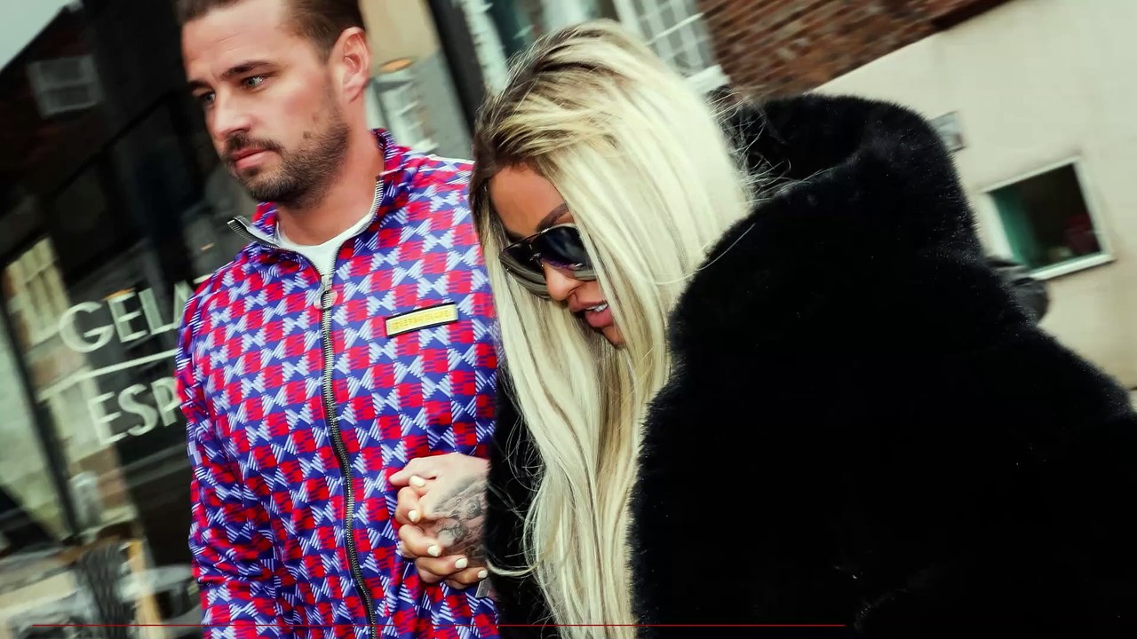 Katie Price petition to ban her from owning dogs for life reaches 20k signatures