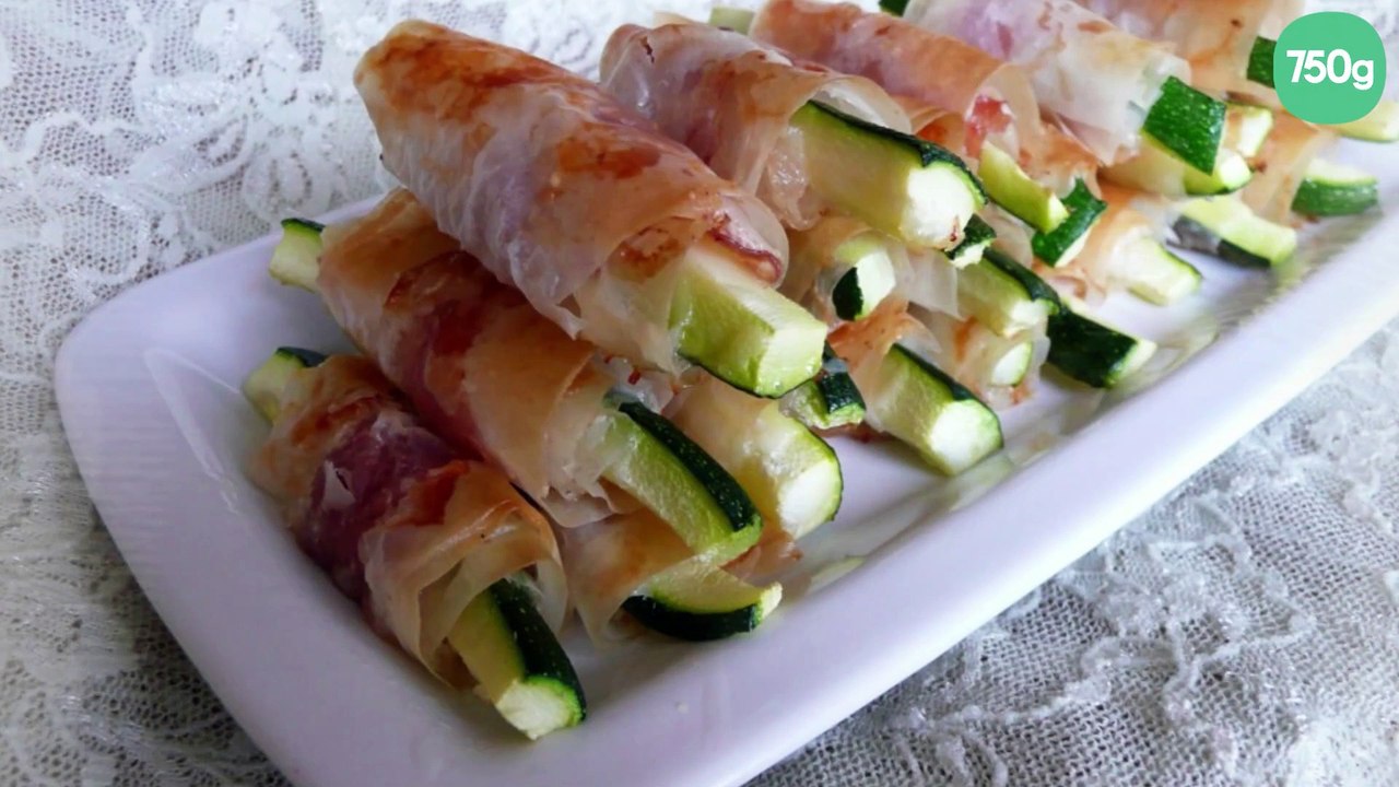 Bâtonnets de courgettes croustillants au parseman & au jambon cru