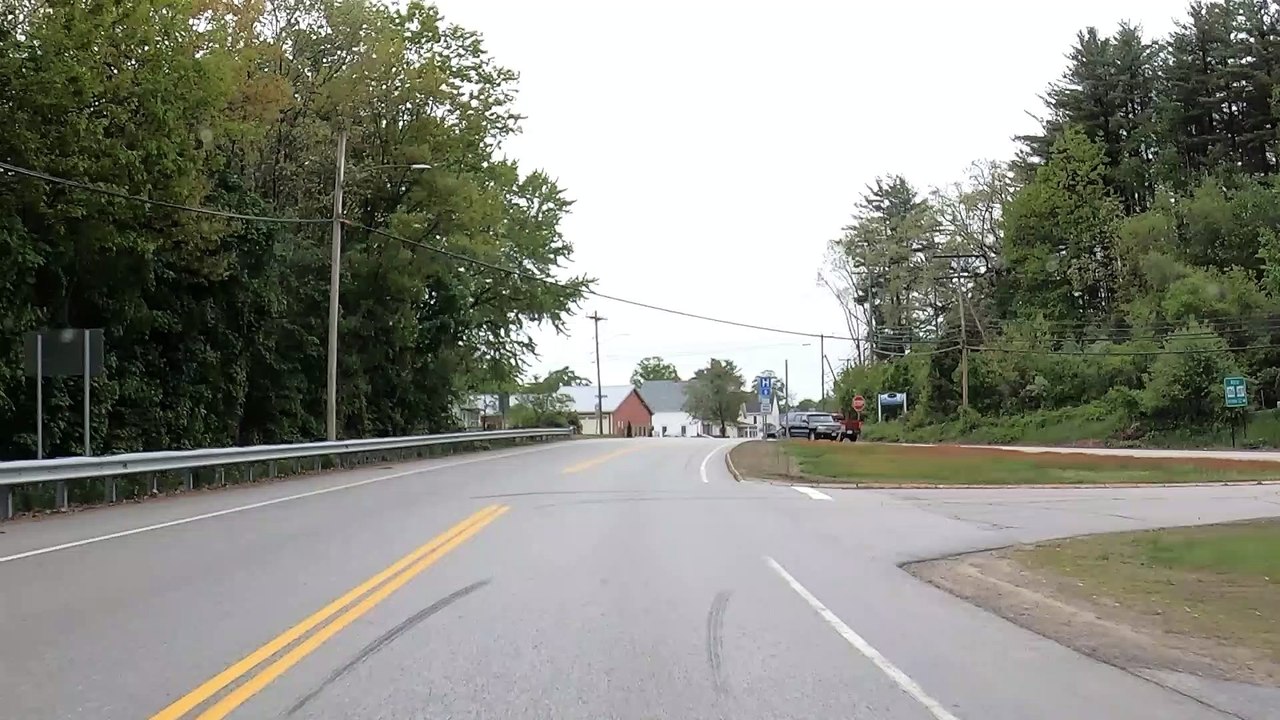 Driver Makes Bad Turn and Pulls Over