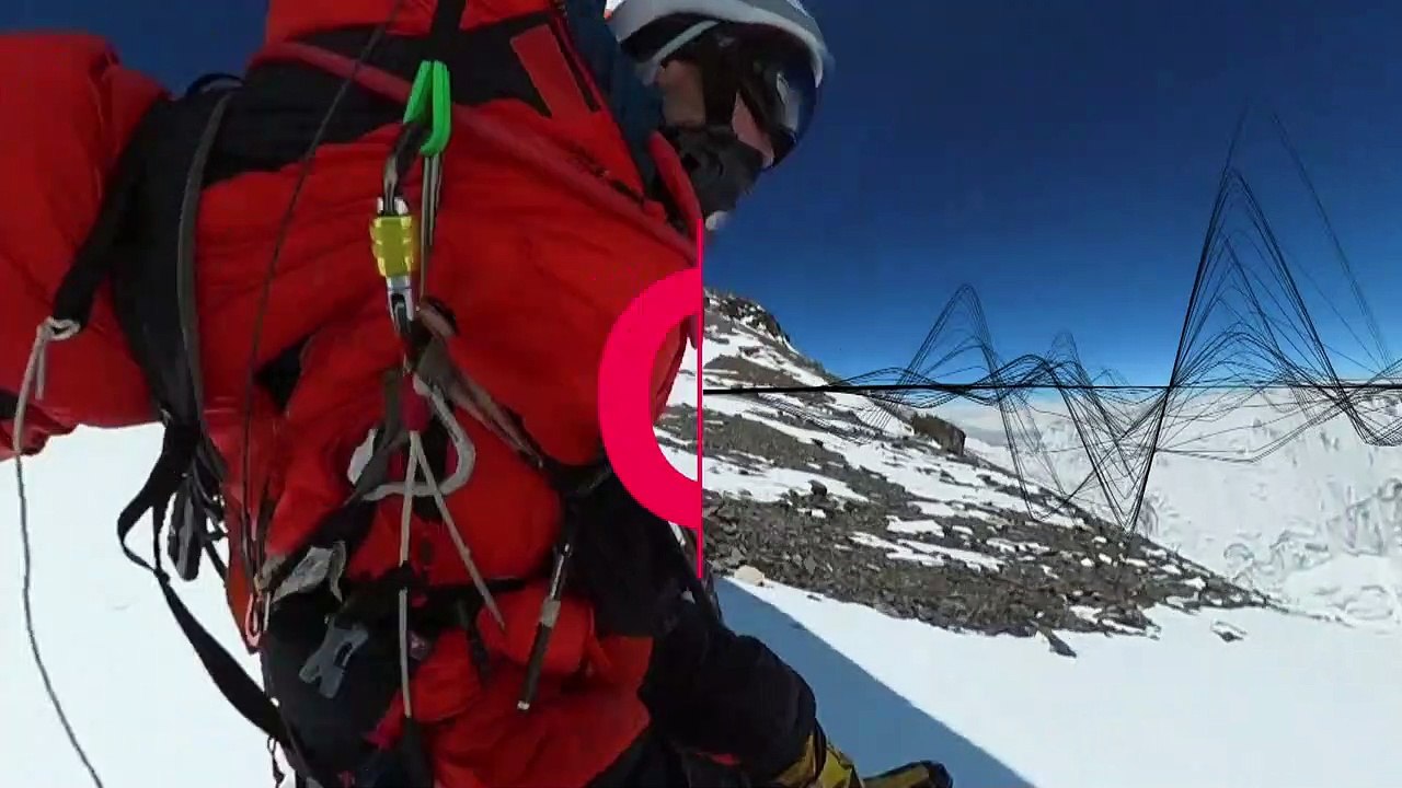 'Sobald man in der Luft ist, ist alles relativ': Paraglider hebt vom Mount Everest ab