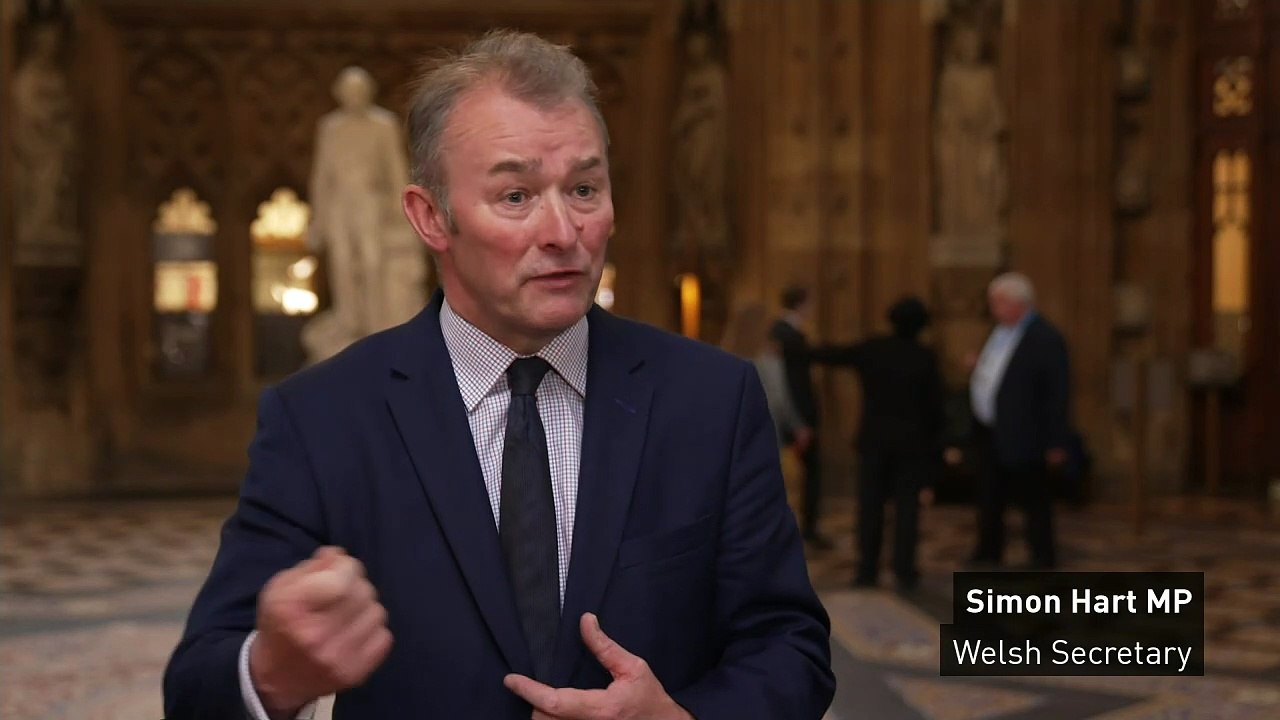 Tory MPs back prime minister after Sue Gray publication