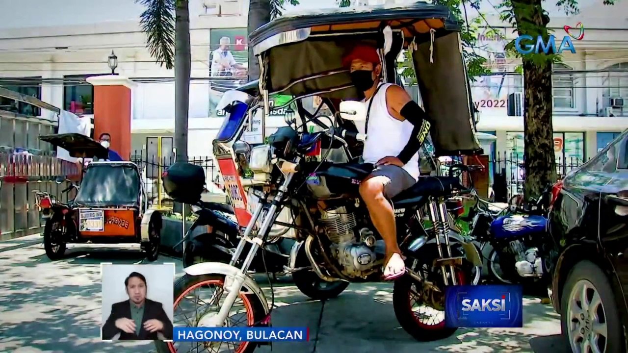 Giant tricycle na kayang lumusong sa hanggang tuhod na baha, paandar ng ilang driver | Saksi