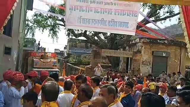 दौसा. गाजे-बाजे से निकाली महालक्ष्मीजी की जन आशीर्वाद रथयात्रा