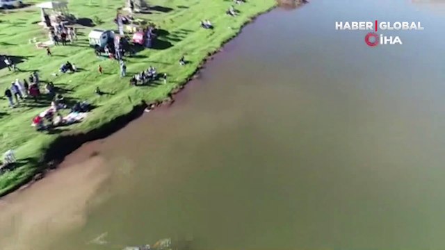 Erzurum’da yapılan off-road yarışları nefesleri kesti