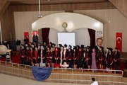 Oltu Beşeri ve Sosyal Bilimler Fakültesi'nde mezuniyet programı