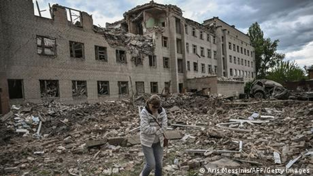Donbass-Städte unter massivem Beschuss
