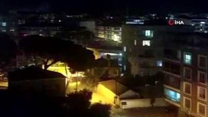 Yine merkezi ezan sistemine girdiler, şarkı dinlettiler