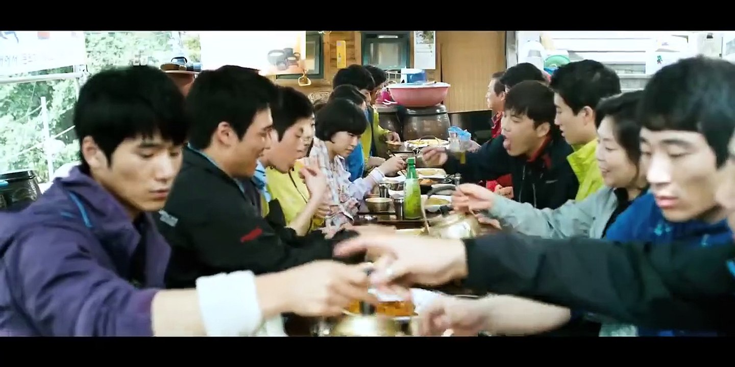 This Hitman Destroys His Clan After Falling in Love with A Single Mother _ Movie Story Recapped