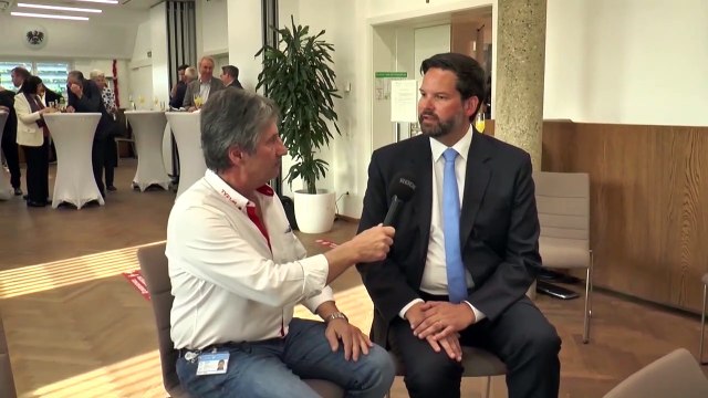 Neben der Stadtgemeinde Gerasdorf, Bürgermeister Vojta erhielt EU Abgeordneter Lukas Mandl den Be a Mensch Award