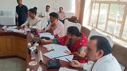 भरतपुर सांसद व जिला प्रमुख ने ली बैठक