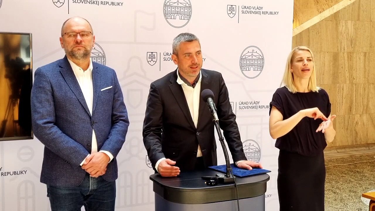 ZÁZNAM: R. Sulík: Regulovať televízne diskusie je rovnaká blbosť ako vládne noviny