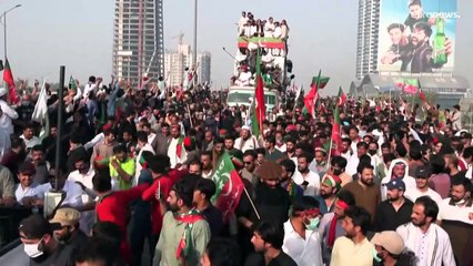 شاهد: عمران خان يمهل حكومة شهباز شريف ستة أيام لإقرار انتخابات مبكرة