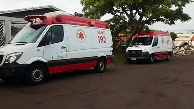 Equipes do Samu atendem idosa que estava passando mal em residência no Bairro Alto Alegre