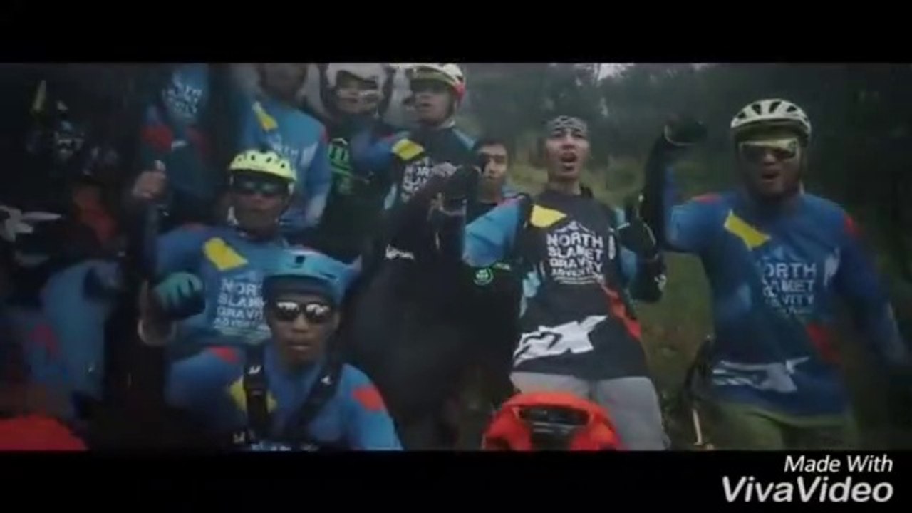 Uji adrenalinmu di sini! menuruni gunung slamet dengan sepeda