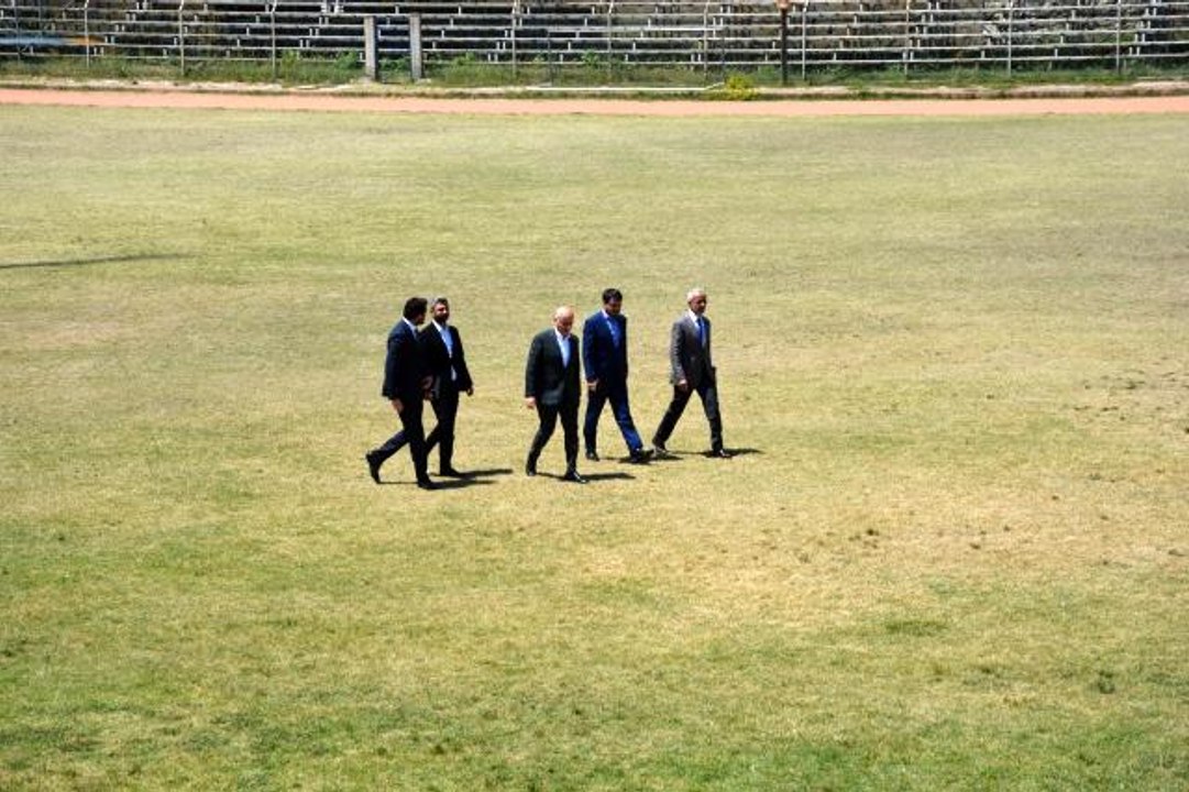 Bakan Karaismailoğlu: "Yaptığımız yatırımlarla ölümlü trafik kazalarında ciddi düşüş oldu"