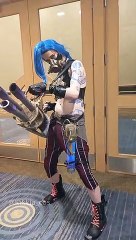 Jinx Cosplay by Kikkia cos (Best Prop Winner at Anime Central 2022)