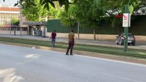 Gaziantep’te sıcak dakikalar! Bir kişi Emniyet Müdürlüğü önünde vurularak etkisiz hale getirildi