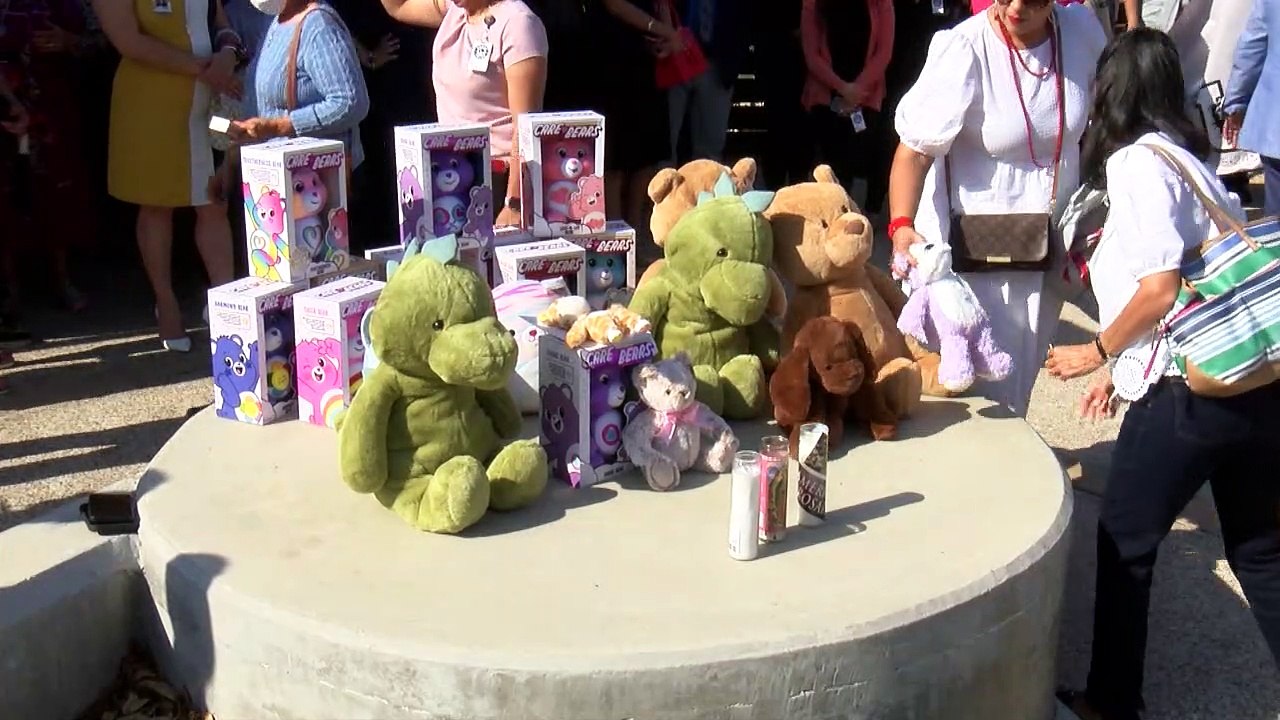 Pharr hace Vigilia por las víctimas de Uvalde