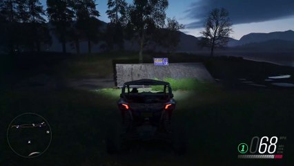 Eluding Lakehouse Board Smashed - Forza Horizon 4