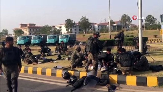 Pakistan’daki protestolarda 3 polis öldü, 91 polis yaralandı