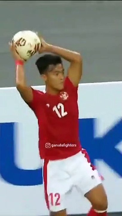 Lemparan mematikan pratama arhan dan coach shin  mengamuk