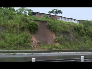 Casas são levadas e pessoas feridas após rompimento de reservatório em Pocinhos