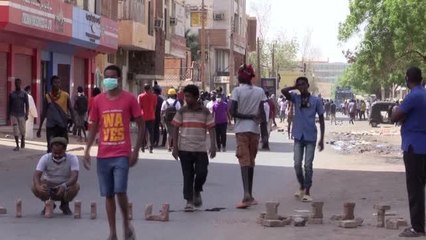 Sudan'da sivil yönetim talebiyle gösteri düzenlendi