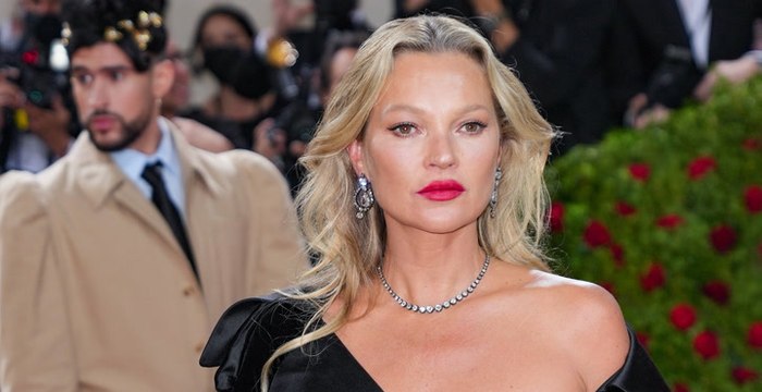 Kate Moss' Aussage im Johnny Depp Prozess: Hat er sie die Treppe runtergeschubst?