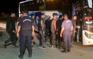 Alanya'da yakalanan 36 kaçak göçmen İl Göç İdaresi Müdürlüğüne gönderildi