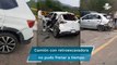 Varios heridos tras choque de camión contra autos varados por bloqueo en Istmo de Oaxaca