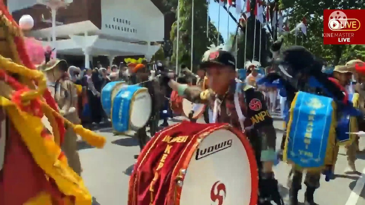DRUMBAND TARUNA GEGERKAN WARGA LOMBOK NTB