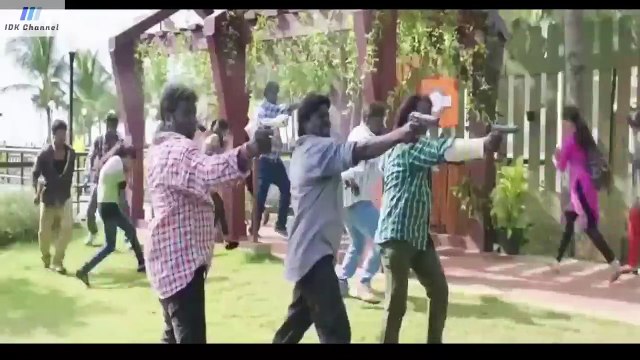 MENYAMAR JADI PENJUAL ROTI UNTUK MENGELABUI MU5UH ‼️ Alur cerita Film VIJAY