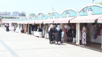 Pendik'te Halk Eğitim Merkezi kursiyerlerinin el emeği ürünleri sergileniyor