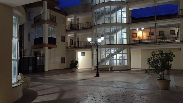 OnePlus 10 Pro 4K noche