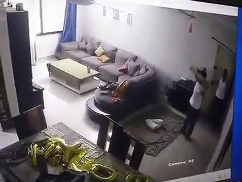 पति-पत्नी ने किया प्रेम विवाह, अब पति को दौड़ा-दौड़ाकर पीटने लगी पत्नी, पति ने डरकर छोड़ा घर