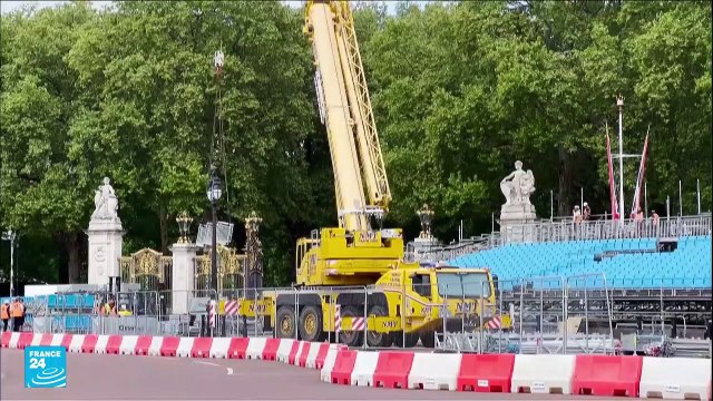 بريطانيا تحتفل بمرور 70 عاما على اعتلاء الملكة اليزابيث الثانية العرش