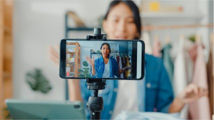 Nabilla, Sarah Fraisou... ces influenceurs aux liens troubles avec les marques