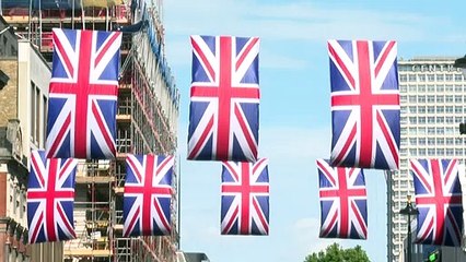 Reino Unido pronto para celebrar 70 anos de reinado de Elizabeth II