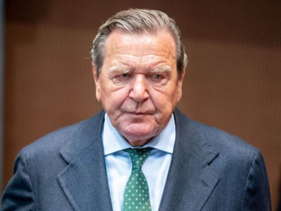 Drei Kunstwerke weg: Altkanzler Gerhard Schröder wurde bestohlen