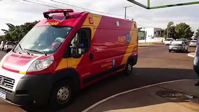 Onix e Honda PCX se envolvem em acidente na Avenida Tito Muffato