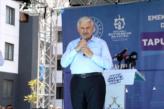 AK Parti Genel Başkan Vekili Binali Yıldırım: Varsa yoksa 'Recep Tayyip Erdoğan'ı indirelim' diyorlar. İndiremezsiniz, gücünüz de yetmez