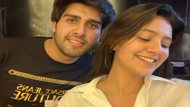 Anjali Arora ने BF Akash के साथ शेयर की तस्वीर, हो रही Viral, fans का आया reaction | FilmiBeat