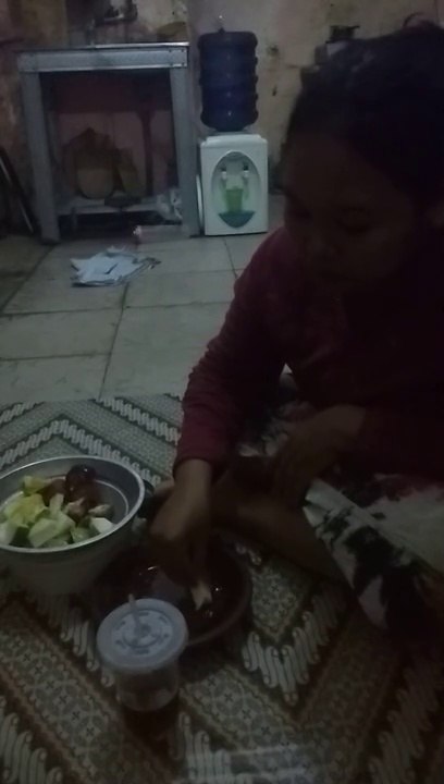 Rujak level 10