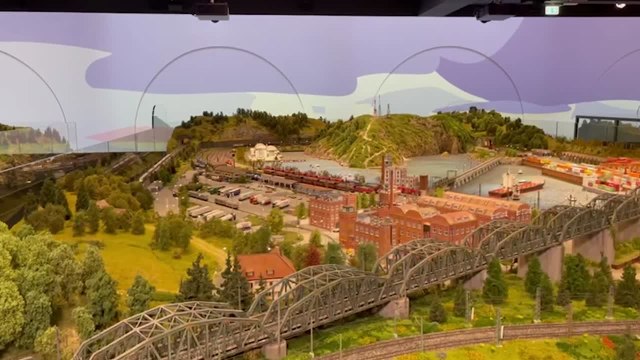 Dalle Dolomiti all'isola d'Elba, apre a Firenze un'opera ferroviaria in miniatura