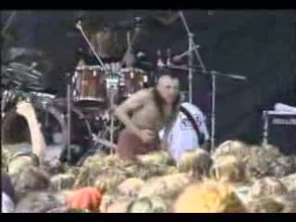 Maynard James (Keenan) - Interview on MTV 2 in 2003